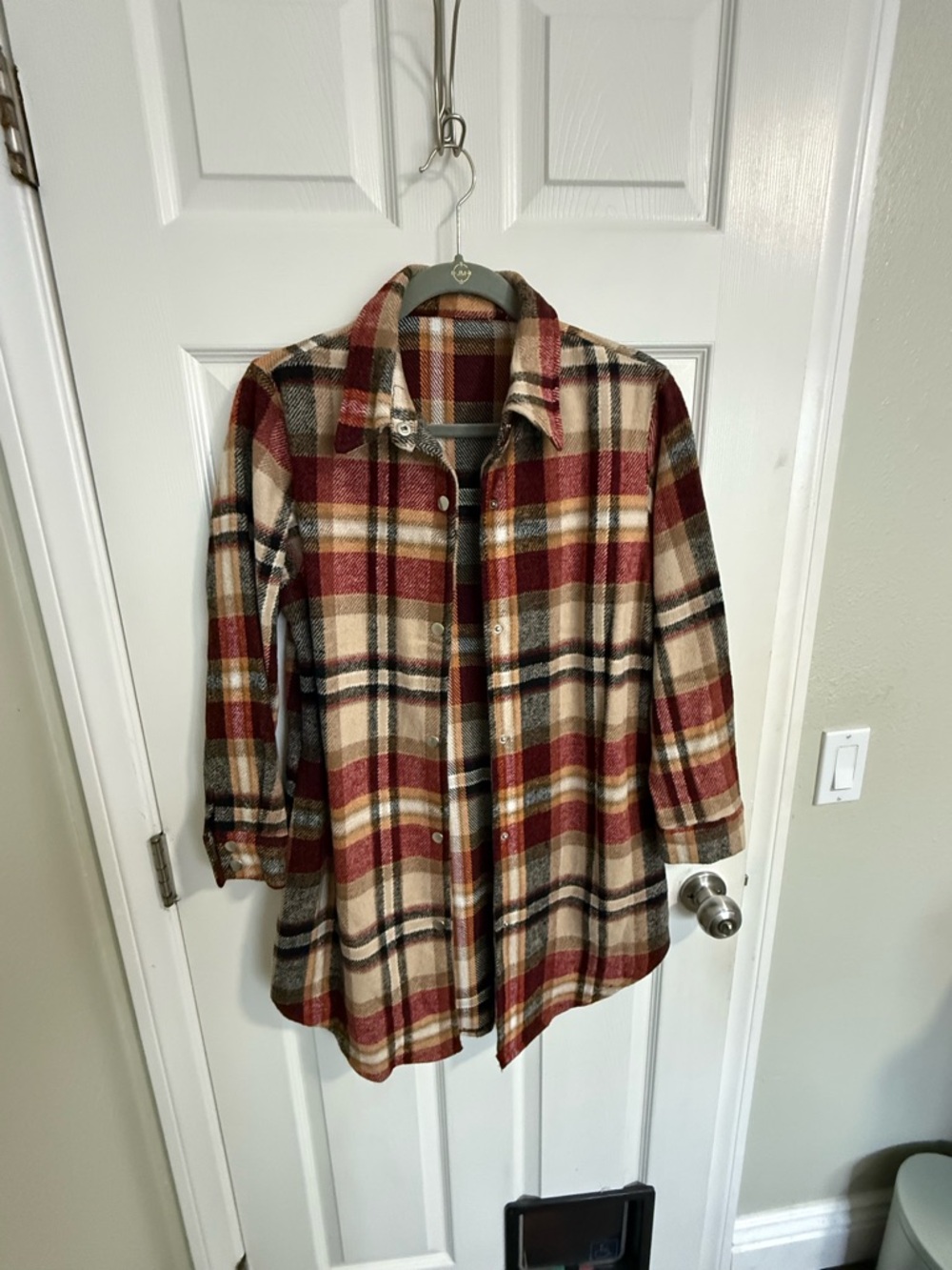 Amazon Plaid Red Beige Flannel Jacket